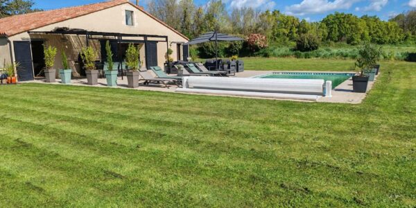 Grange de charme avec piscine et jardin à quelques minutes de la plage