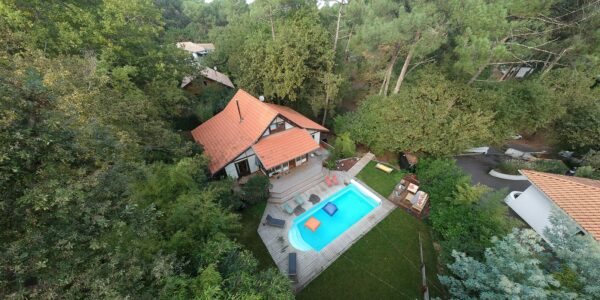 Cabane sur le golf de Biscarrosse